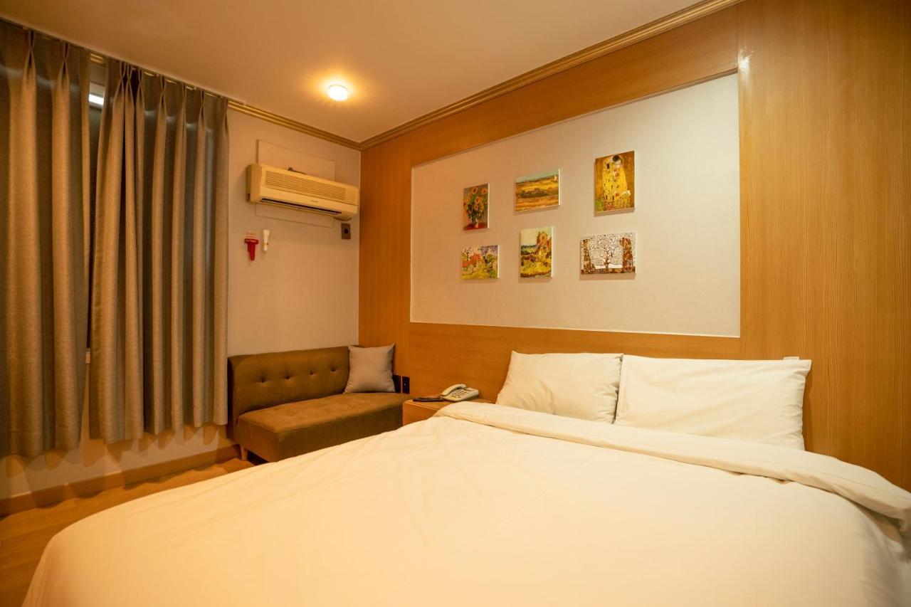 Jeju Stay Hotel Extérieur photo
