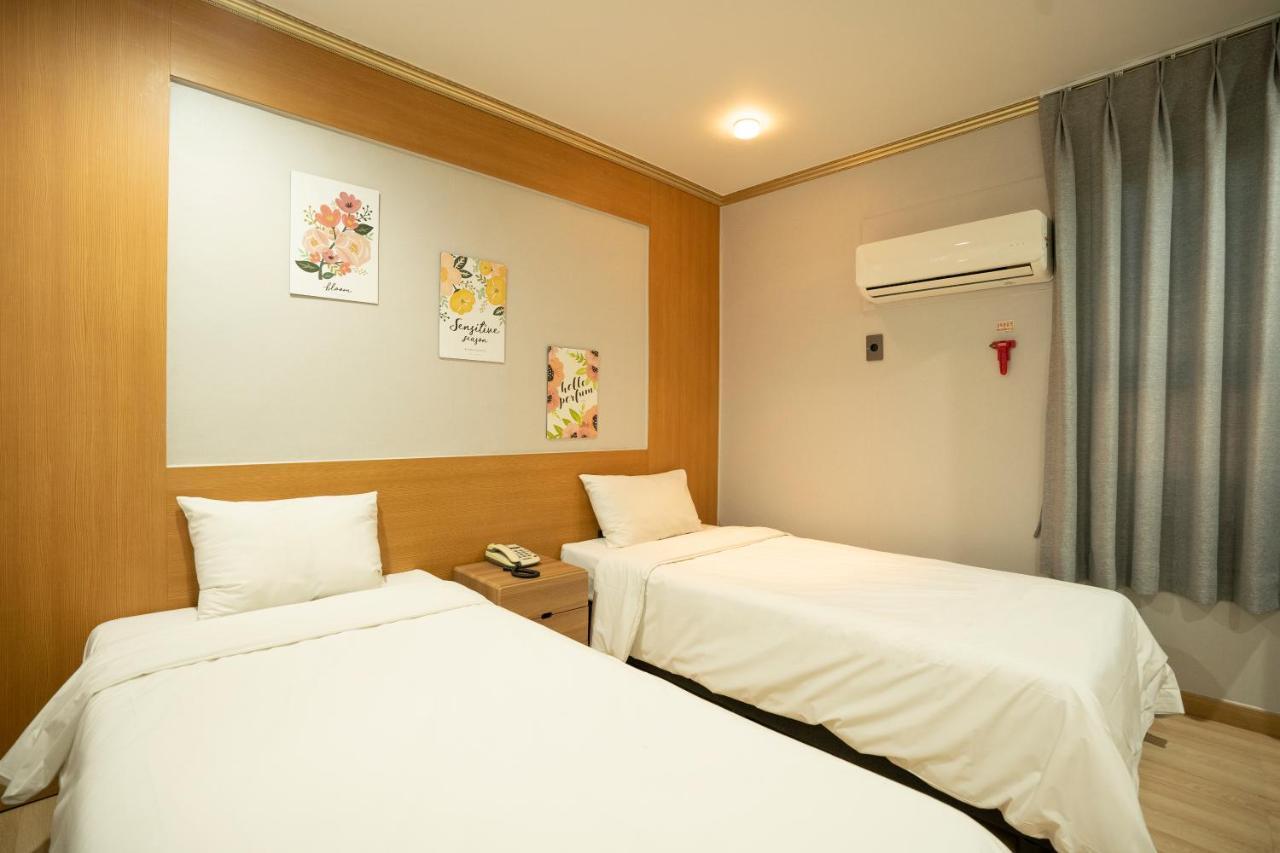 Jeju Stay Hotel Extérieur photo