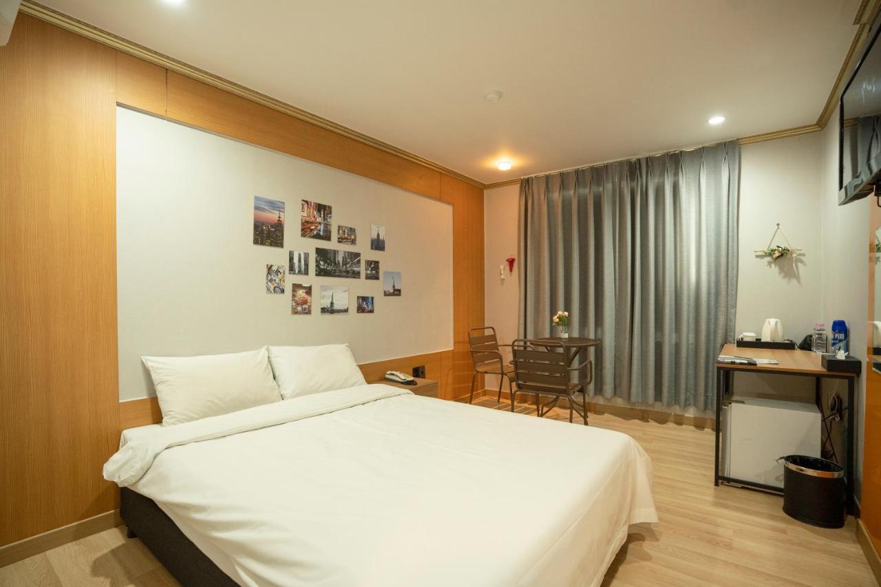 Jeju Stay Hotel Extérieur photo